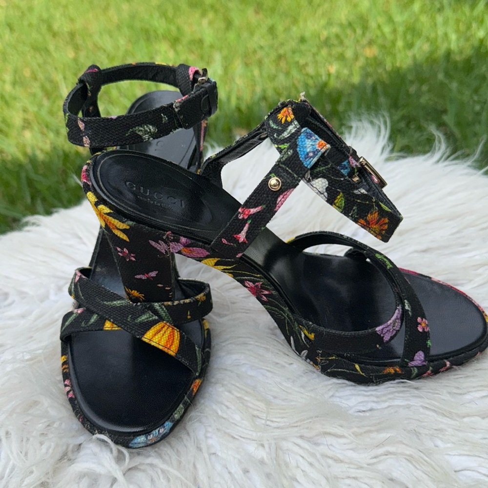 Gucci Multicolor Floral Strappy Heels 6:1/2B